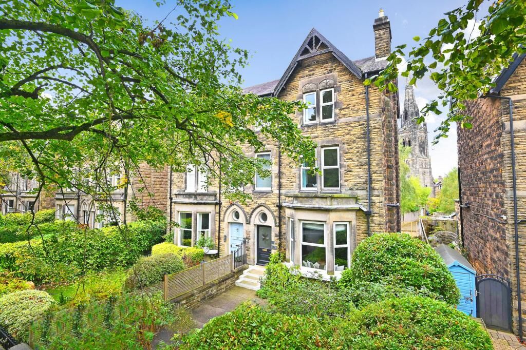 Exhibitor house 3 minutes from Harrogate Convention Centre